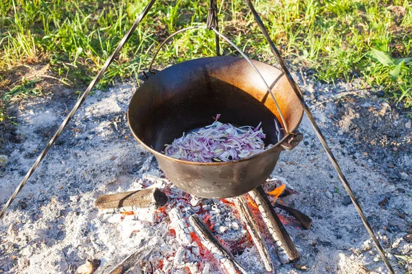 Cooking Traditional Hungarian Goulash Cauldron Outdoor Campfire — Stock Photo, Image