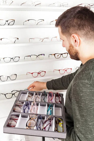 Las Gafas Moda Correctivas Para Los Ojos Estante Tienda Óptica — Foto de Stock