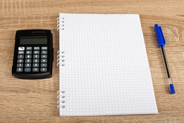 Räknaren Penna Notebook Kompasser Skolan Och Kontorsmateriel Trä Bakgrund — Stockfoto