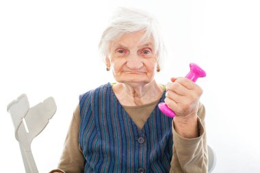 Eski devre dışı resmi Bayan etmek izole arka planda tutarak yukarı kapatın