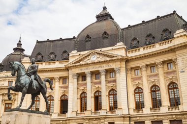 Carol ı Ulusal Savunma Üniversitesi resmi Bükreş'te bulunan