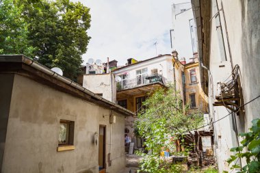 Güzel bir eski Romanya'nın başkenti Bükreş'te bina resim