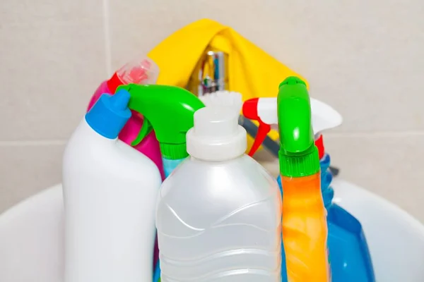 Colorful Bottles Cleaning Products Yellow Latex Gloves Bathroom Extra Hygiene — Stock Photo, Image