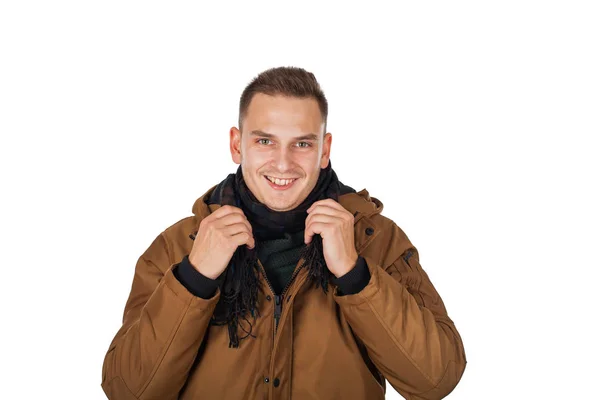 Zole Arka Plan Üzerinde Kameraya Gülümseyen Kış Ceket Rahat Kıyafet — Stok fotoğraf