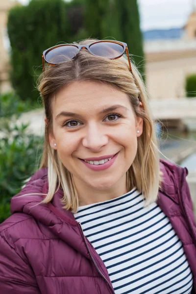 Beautiful Young Woman Smiling Camera Barcelona Catalonia City Break November — стоковое фото