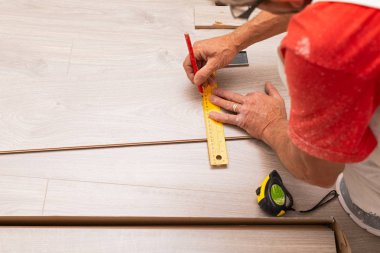 Laminat parke yükleme