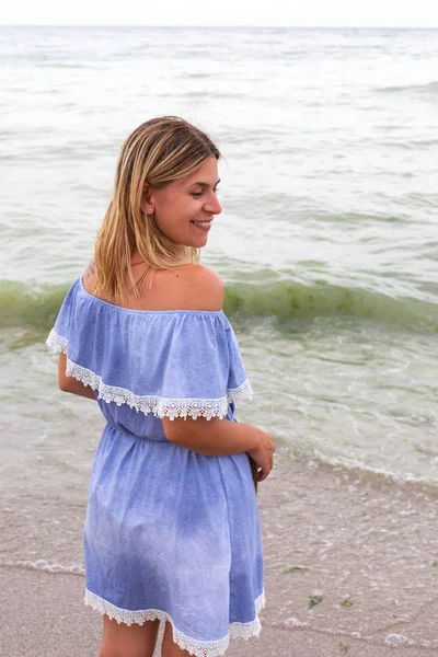 Mavi sundress kadın