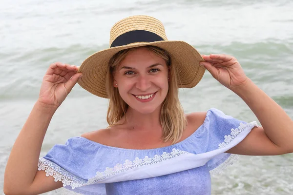 Mavi sundress kadın