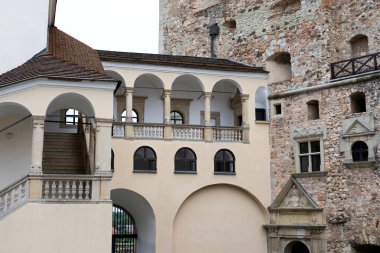 S rospatak Kalesi