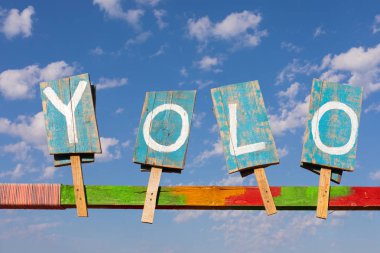 Vama Veche'de Yolo işareti