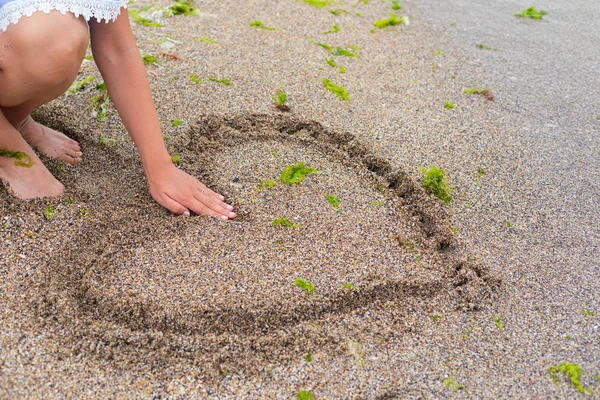 Heart in the sand — Stock Photo, Image