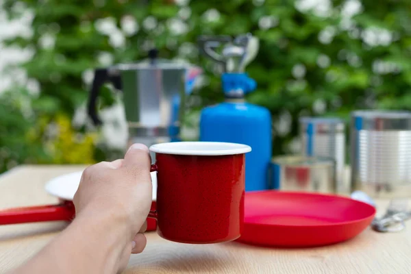 Bild Von Campingutensilien Auf Einem Tisch Gastank Kanister Usw Bereit — Stockfoto