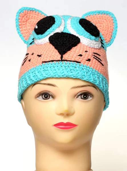 Цветные Вязаные Детские Зимние Шляпы Шерсти — стоковое фото