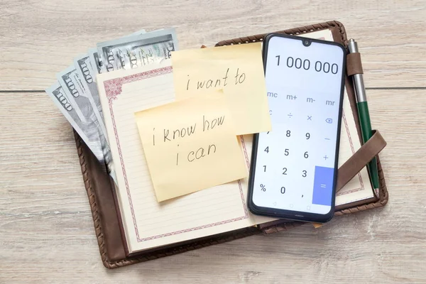 bize dolar ile Organizatör ve açık hesap makinesi ile numaraları 1 000 000 ve bir yapışkan not sayfası ile bir yazıt istiyorum, ben biliyorum ne kadar bir Resepsiyon kopya alanı ile arka plan üzerinde olabilir