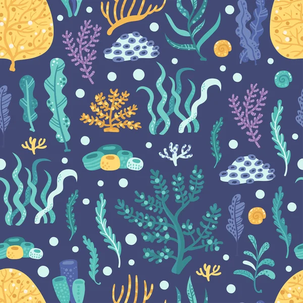 Nahtloses Muster mit Algen und Korallen — Stockvektor