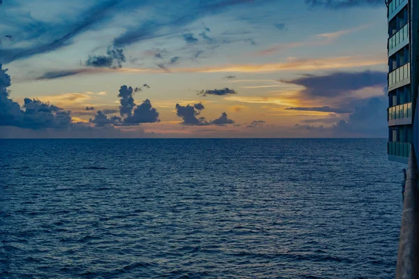 Zonsondergang Uitzicht Zee Cruise Schip Weergave — Stockfoto