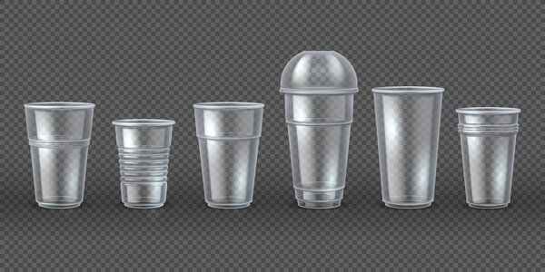 Пластиковые чашки. Утилизация кофе напиток кружки изолированный макет, реалистичные 3D упаковки для пищевых продуктов и напитков. Векторная одноразовая посуда
