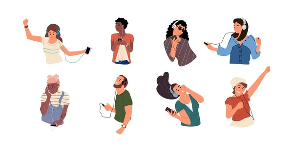 La gente escucha música. Felices personajes de dibujos animados bailando y escuchando música a través de smartphone. Vector de jóvenes diversas personas con auriculares — Vector de stock