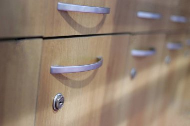 fitness salonu, havuzu dolapları