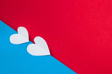 Sevgililer günü background.symbol love.white kalp kırmızı-mavi zemin üzerine. Sevgililer günü arka plan