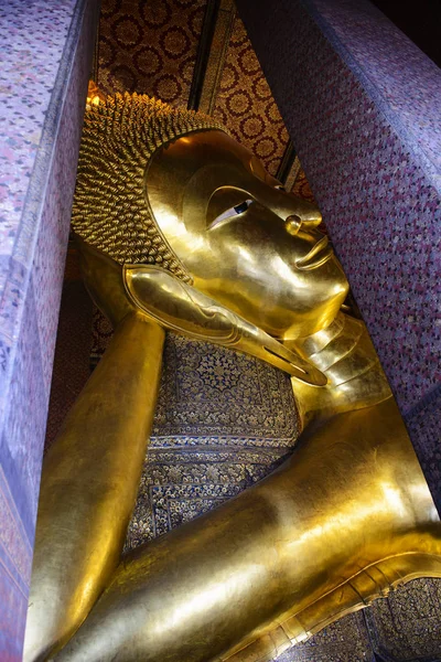 Reclining Buddha Gold Statue Wat Pho Bangkok Thailand — Stock Photo, Image