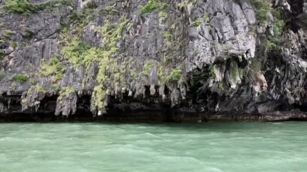 Vackra Kalksten Och Havet Thailand — Stockvideo