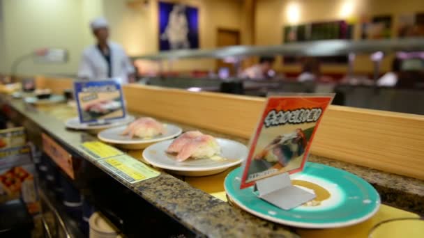 Tokio Japan Juni 2018 Sushi Restaurant Dem Sushis Und Andere — Stockvideo