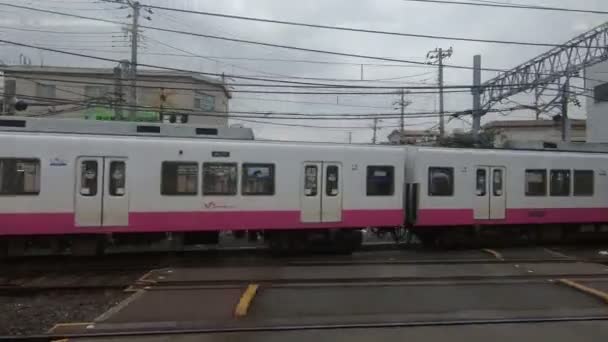 Tokyo Giappone Giugno 2018 Vista Finestra Dal Treno Giapponese Arrivo — Video Stock