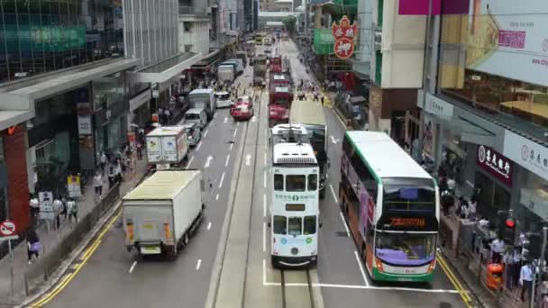 Hongkong Kina Augusti 2018 Långtidssekvenser Taxi Bilar Bussar Och Spårvagnar — Stockvideo
