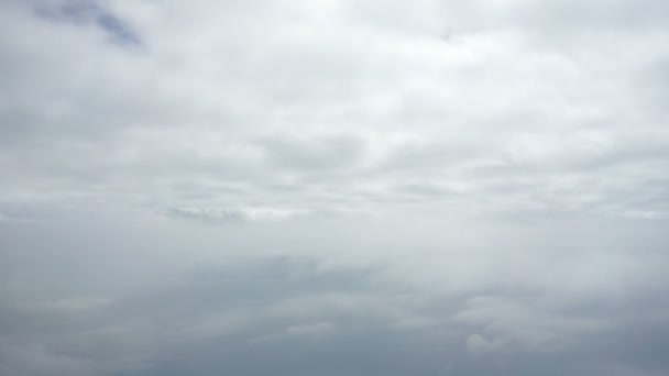 Vliegen Door Wolken Lucht — Stockvideo