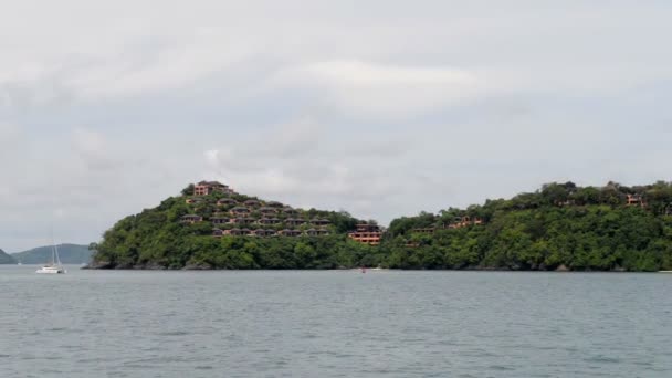 Sich Durch Insel Mit Schönen Hotels Thailand Bewegen — Stockvideo