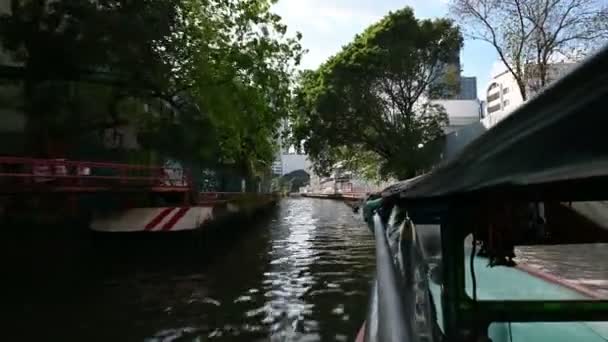 Der Khlong Saen Saep Boat Service Ist Ein Wasserbetrieb Auf — Stockvideo