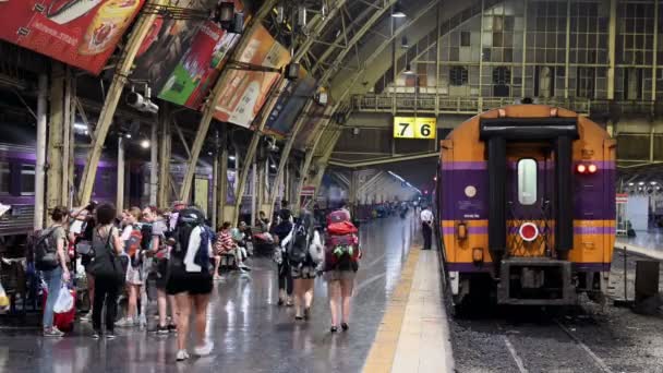 Bangkok Tailandia Diciembre 2018 Lapso Tiempo Los Trenes Espera Pasajero — Vídeos de Stock