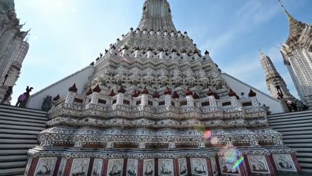 Mirando Hacia Arriba Pagoda Wat Arun Bangkok — Vídeos de Stock