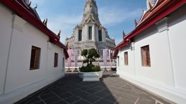 4k merkez pagoda Wat Arun adlı hareketli kamera