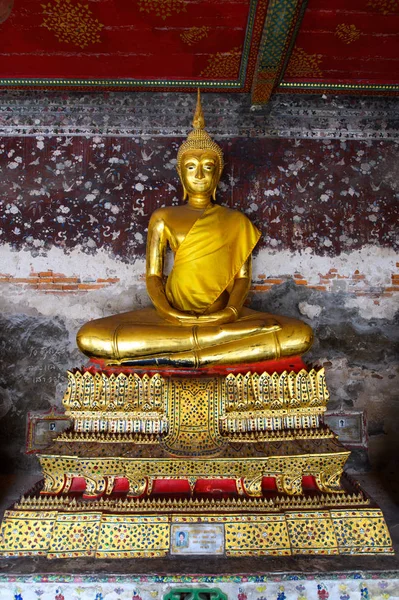 Estátua Buda Arquitetura Templo Wat Suthat Bancoc — Fotografia de Stock