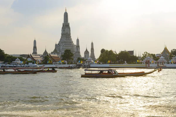 Bangkok Thailandia Novembre 2018 Wat Arun Tempio Dell Alba Dietro — Foto Stock