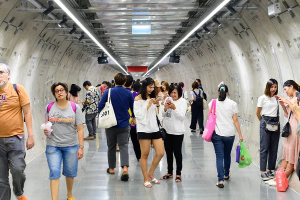 Bangkok Thailand September 2019 Öppen Tunnelförbindelse Mellan Tunnelbanestationen Mrt Och — Stockfoto