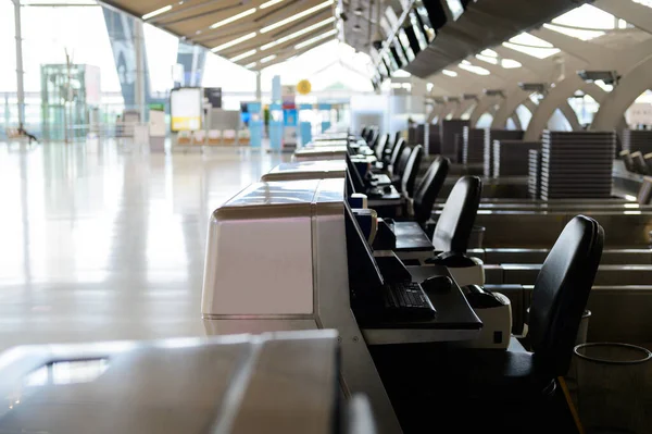 Prázdné Odbavovací Přepážky Mezinárodním Letišti — Stock fotografie