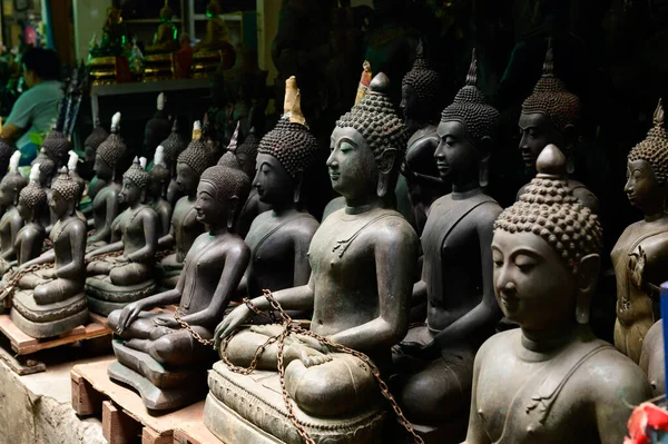 Rows Seated Statue Buddhas Sale Amulet Market Bangkok — Stock Photo, Image