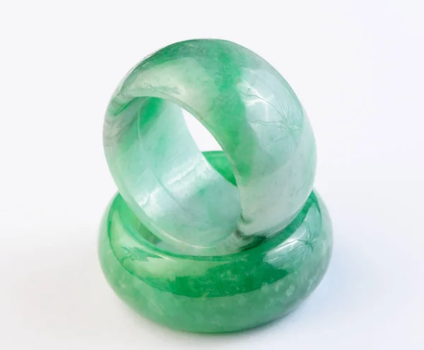 Group Green Jade Ring White Background — Stock Photo, Image