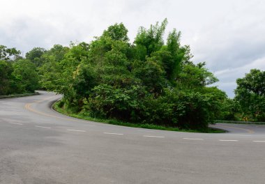 Tayland 'da asfalt yol