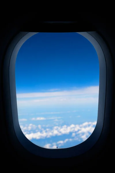 Παράθυρο Θέα Από Κάθισμα Του Επιβάτη Στο Εμπορικό Αεροπλάνο — Φωτογραφία Αρχείου