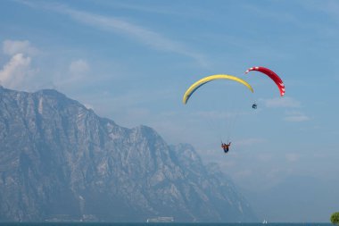 Malcesine 'de paragliding - Lago di Garda - İtalya