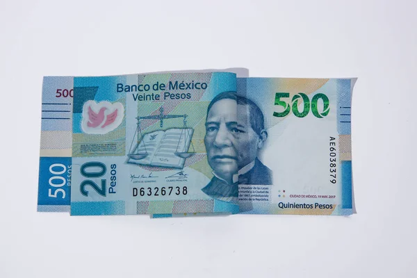 Peso Meksykańskich Przeciwko Pięćset Pesos Meksykańskich Zdjęcie Stockowe