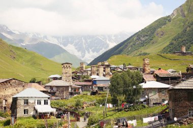 Gürcistan 'daki eski vadi Ushguli