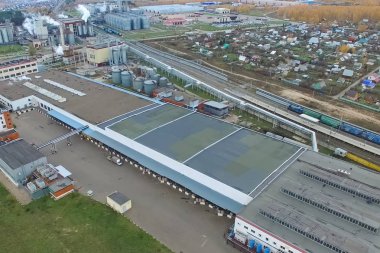 Şişman bitki. Yağ ve yağ işleme fabrikası. Gıda sanayi üretim.