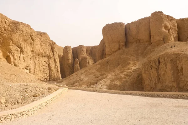 Buildings and columns of ancient Egyptian megaliths. Ancient ruins of Egyptian buildings