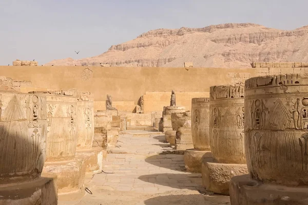 Buildings and columns of ancient Egyptian megaliths. Ancient ruins of Egyptian buildings