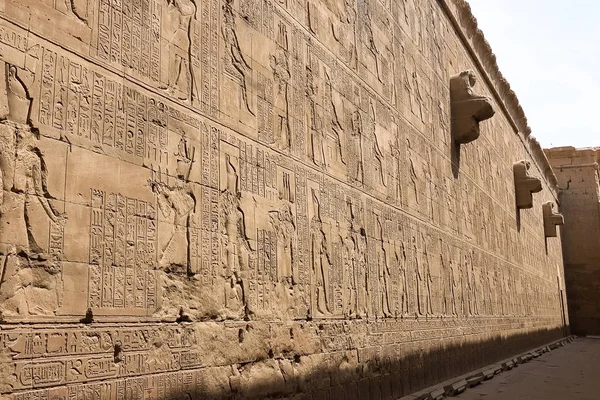 Hiéroglyphes Égyptiens Dessins Sur Les Murs Les Colonnes Langue Égyptienne — Photo